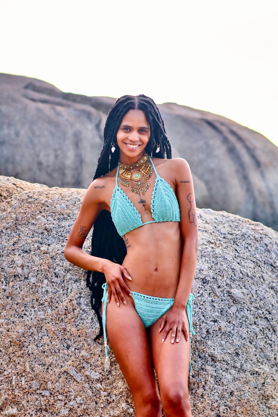 The Breaker - Scalloped-edge Cup Top